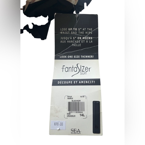 NWT FantaSizer Women’s Swimsuit - Picture 10 of 10